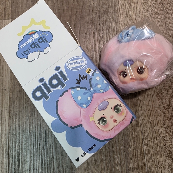 💙 QiQi Pendant - Picture 3 of 3